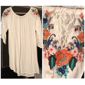 Umgee embroidered boutique tunic